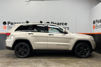2015 Jeep Grand Cherokee - Thumbnail