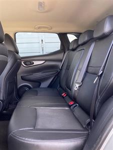 2021 Nissan QASHQAI - Thumbnail