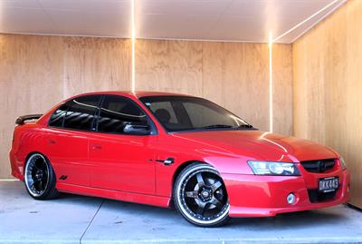 2005 Holden COMMODORE - Thumbnail