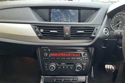 2013 BMW X1 - Thumbnail