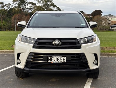 2019 Toyota Highlander - Thumbnail