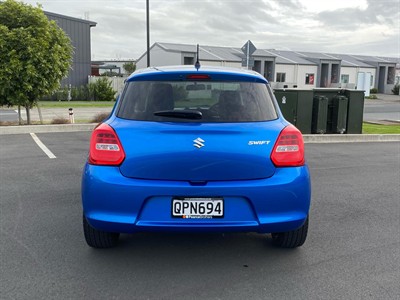 2017 Suzuki Swift - Thumbnail