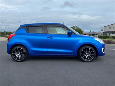 2017 Suzuki Swift - Thumbnail