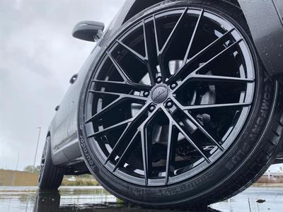 2022 Kia Sorento - Thumbnail
