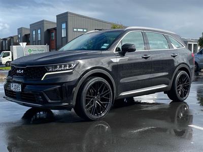 2022 Kia Sorento - Thumbnail