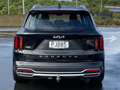 2022 Kia Sorento - Thumbnail