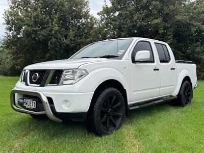 2015 Nissan Navara - Thumbnail