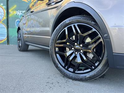 2016 Land Rover Range Rover Evoque - Thumbnail