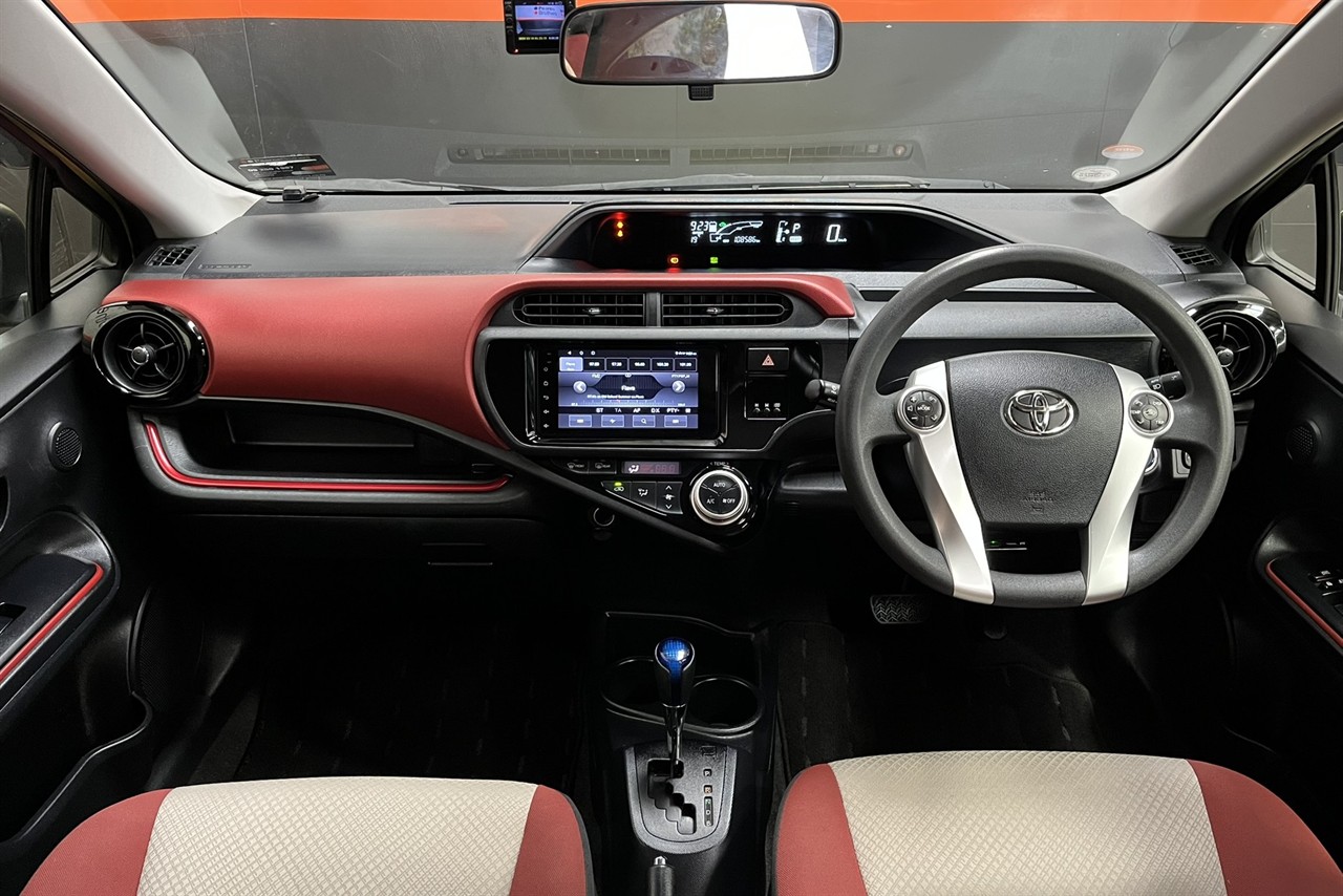 2015 Toyota Aqua
