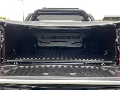 2020 Mitsubishi Triton - Thumbnail