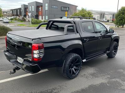 2020 Mitsubishi Triton - Thumbnail