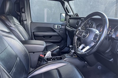 2022 Jeep Gladiator - Thumbnail