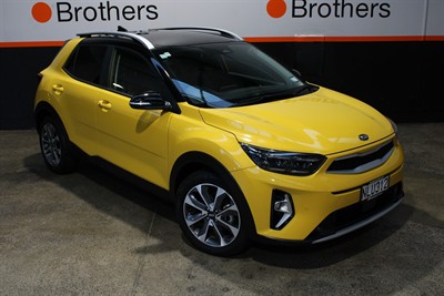 2021 Kia Stonic - Thumbnail