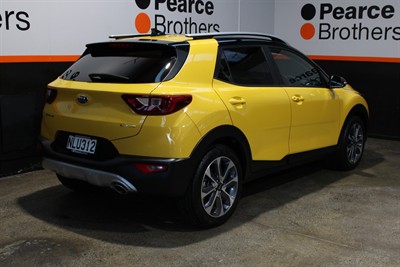2021 Kia Stonic - Thumbnail