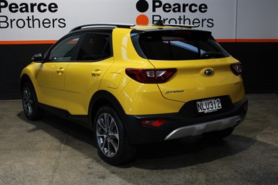 2021 Kia Stonic - Thumbnail