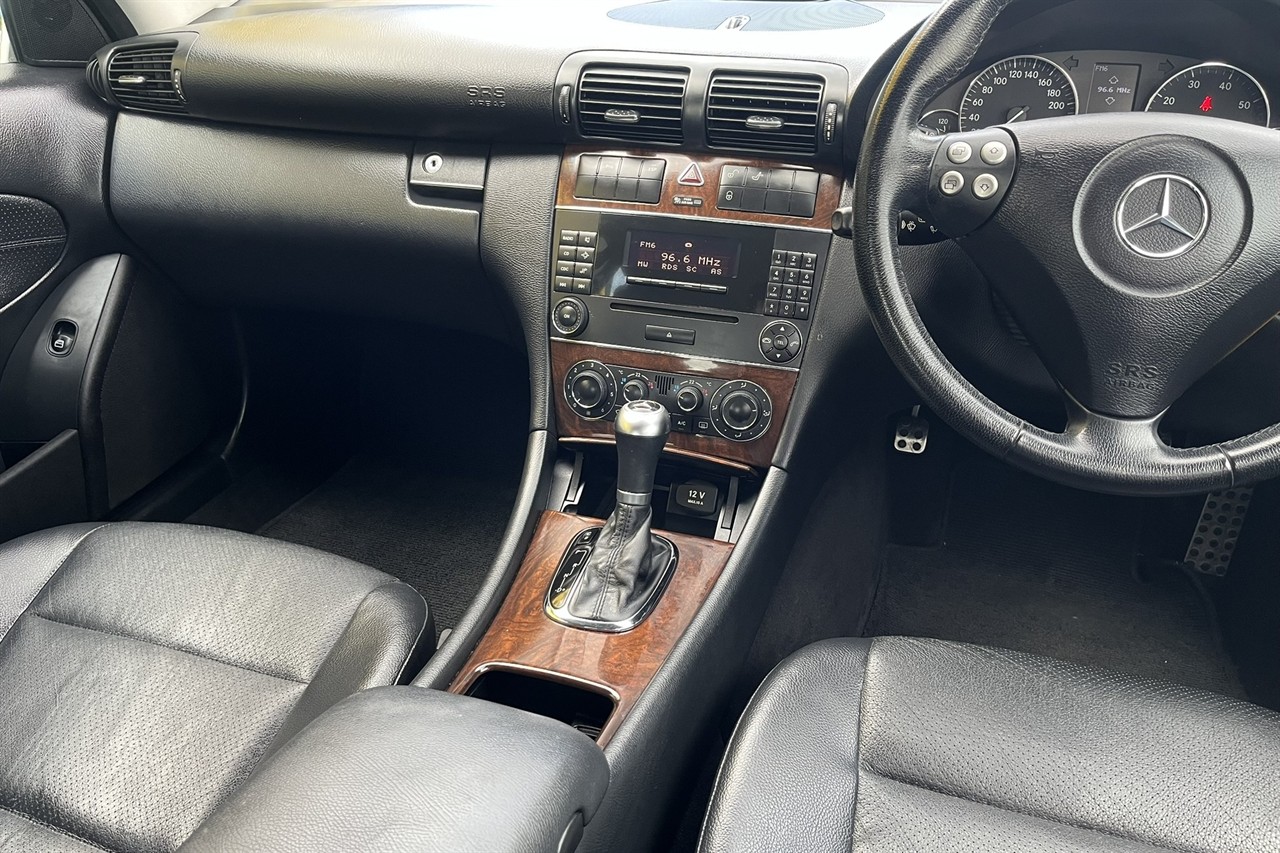 2006 Mercedes-Benz C