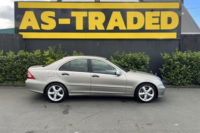 2006 Mercedes-Benz C - Thumbnail