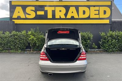 2006 Mercedes-Benz C - Thumbnail
