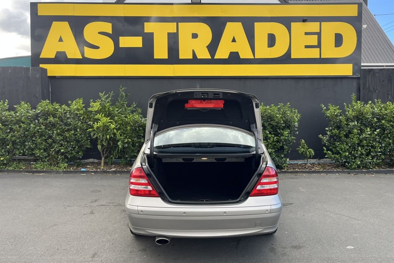 2006 Mercedes-Benz C