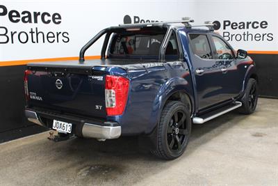 2016 Nissan Navara - Thumbnail