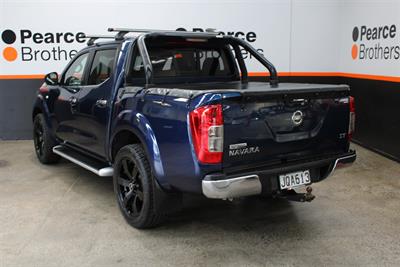 2016 Nissan Navara - Thumbnail