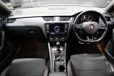 2015 Skoda Octavia - Thumbnail