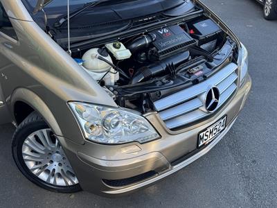 2011 Mercedes-Benz VIANO - Thumbnail