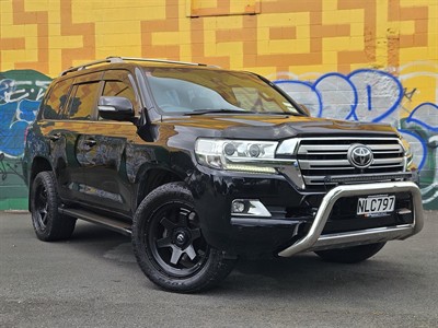 2016 Toyota Landcruiser - Image Coming Soon