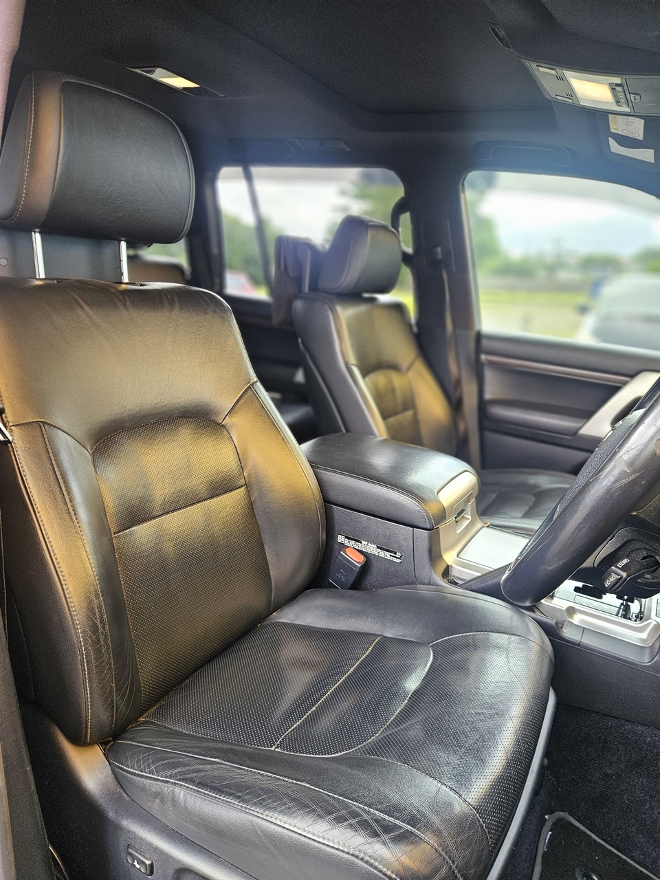 2016 Toyota Landcruiser