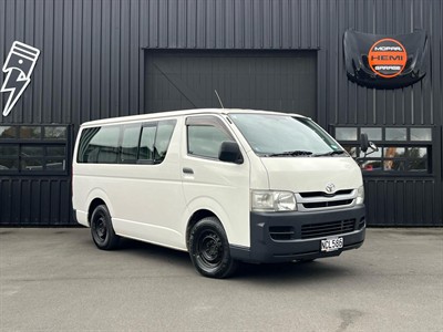 2010 Toyota Hiace