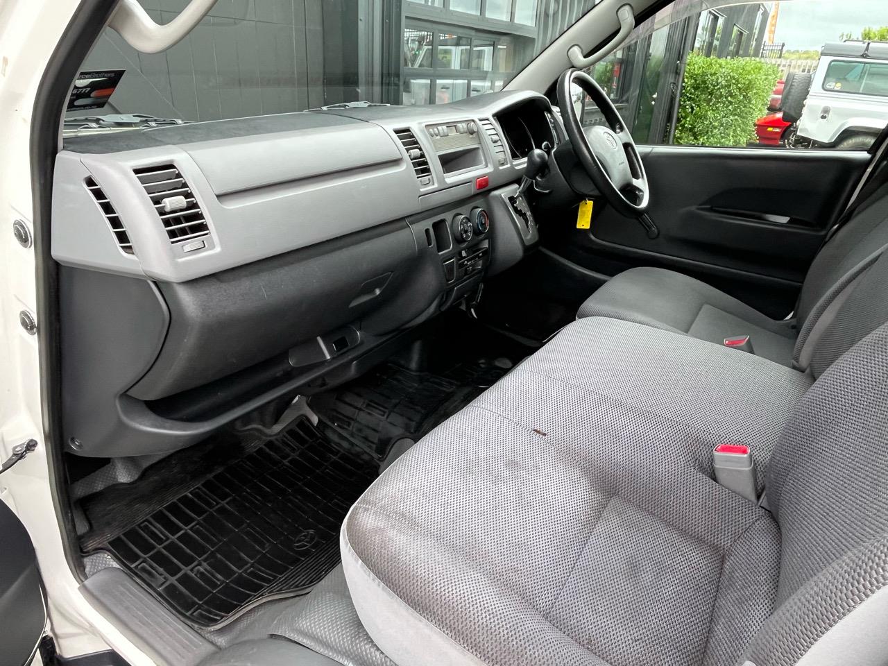 2010 Toyota Hiace