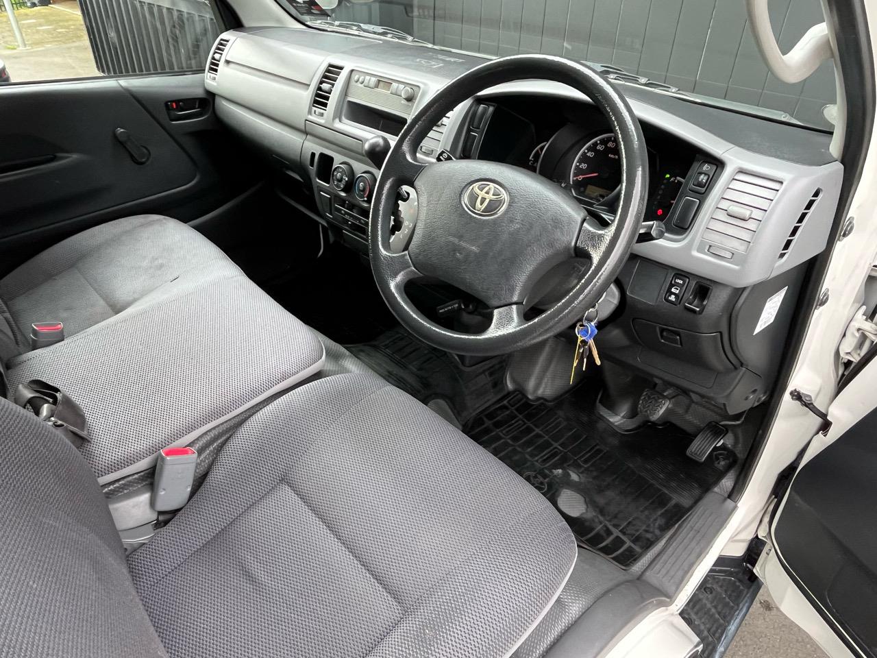 2010 Toyota Hiace
