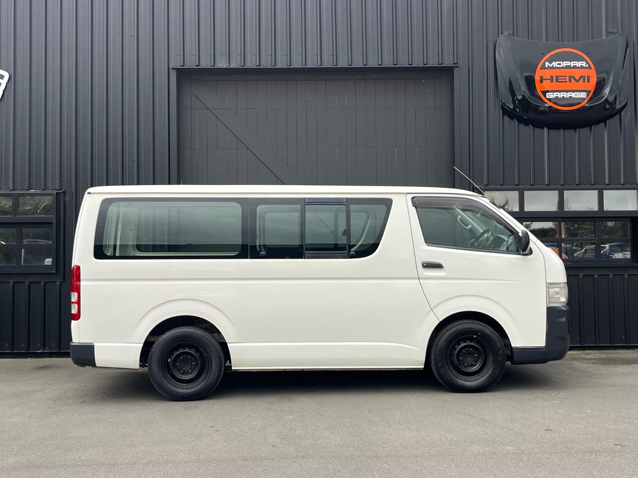 2010 Toyota Hiace