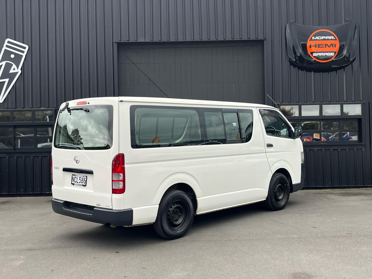 2010 Toyota Hiace