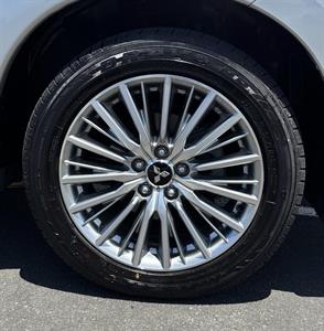 2021 Mitsubishi Outlander - Thumbnail