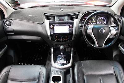 2019 Nissan Navara - Thumbnail