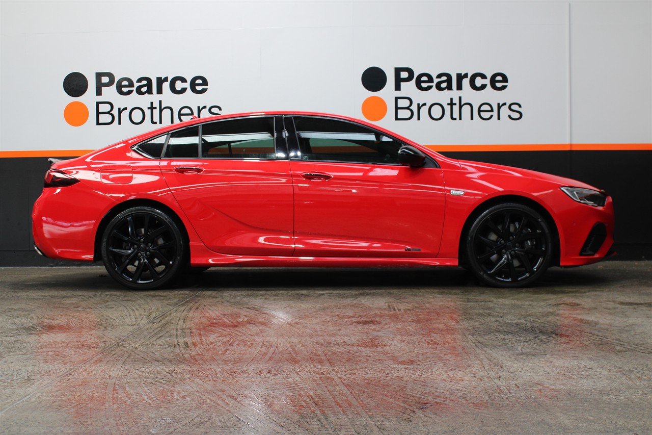 2018 Holden COMMODORE