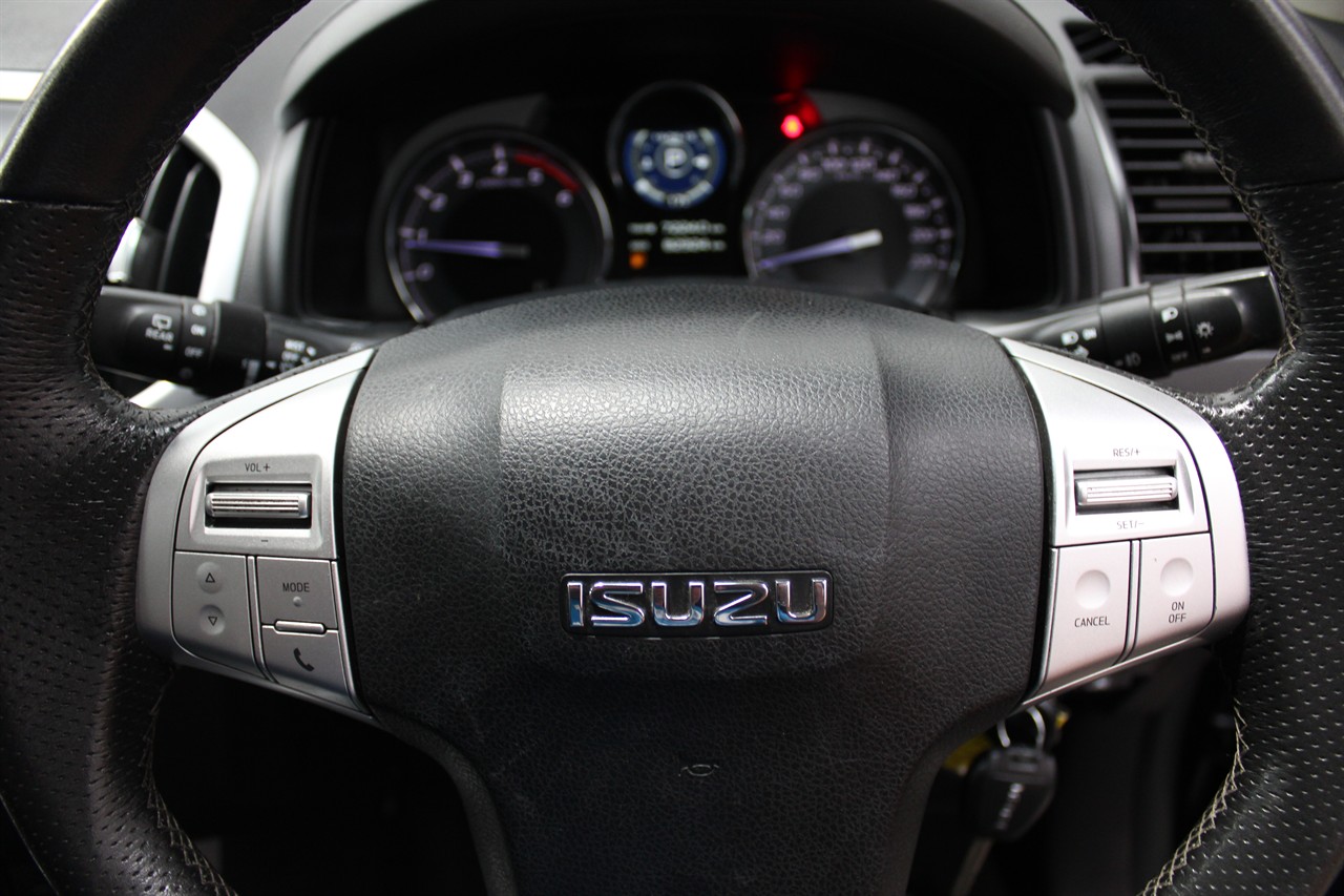 2017 Isuzu Mu-X
