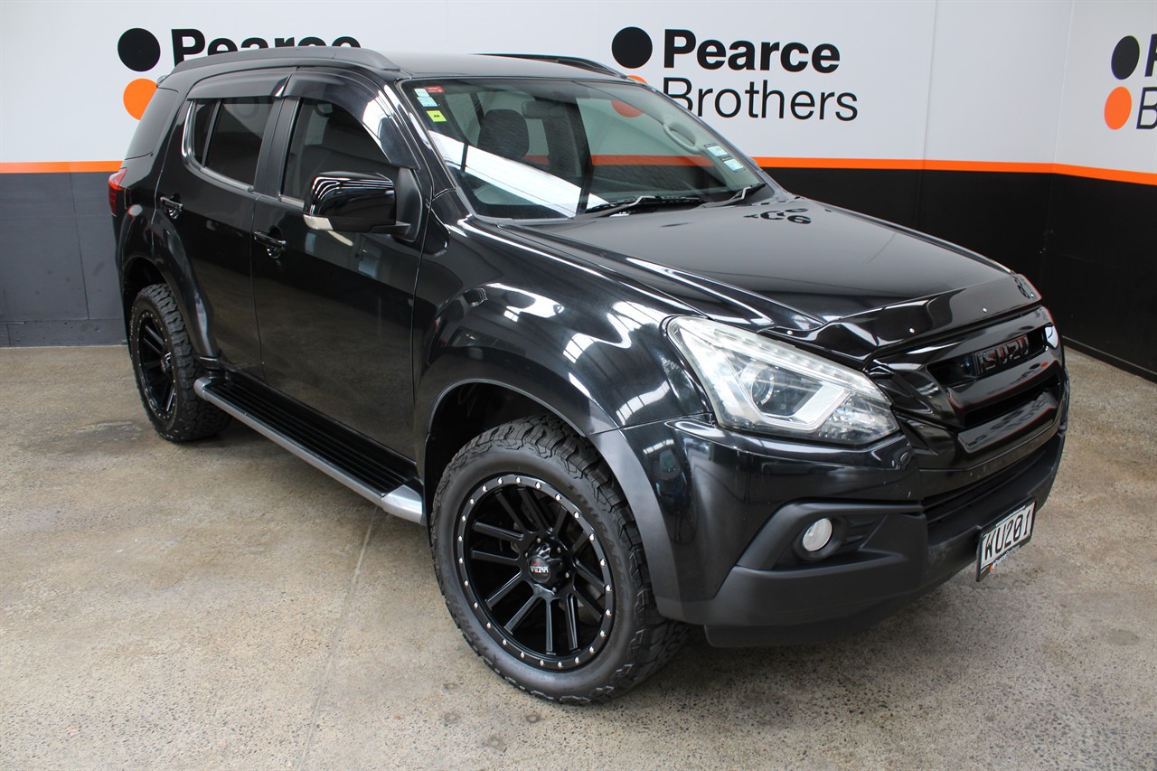 2017 Isuzu Mu-X
