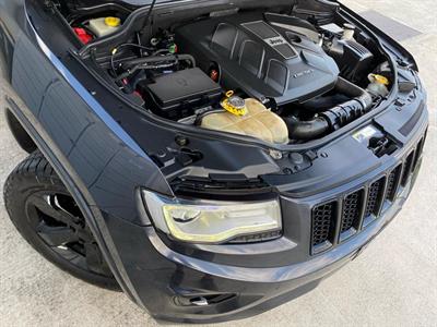 2015 Jeep GRAND CHEROKEE - Thumbnail