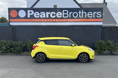 2018 Suzuki Swift - Thumbnail