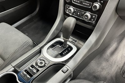 2012 Holden Commodore - Thumbnail