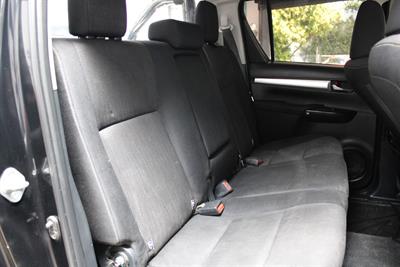2016 Toyota Hilux - Thumbnail
