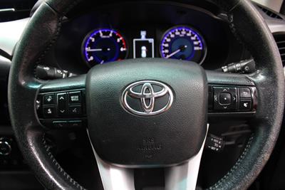 2016 Toyota Hilux - Thumbnail