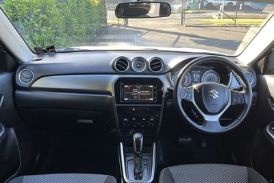 2020 Suzuki Vitara - Thumbnail