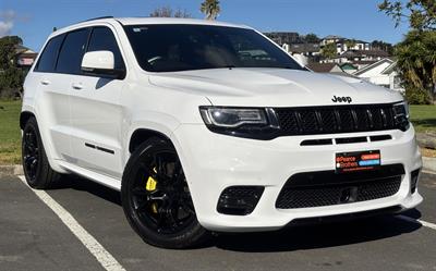 2019 Jeep GRAND CHEROKEE - Thumbnail