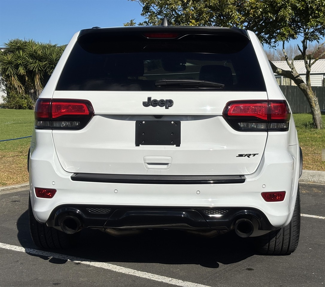 2019 Jeep GRAND CHEROKEE