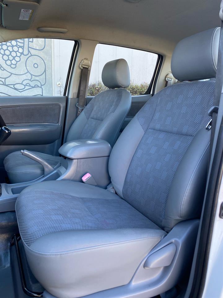 2006 Toyota Hilux