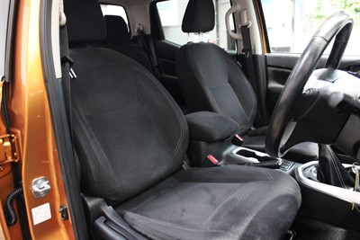2018 Nissan Navara - Thumbnail