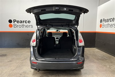 2006 Mazda PREMACY - Thumbnail